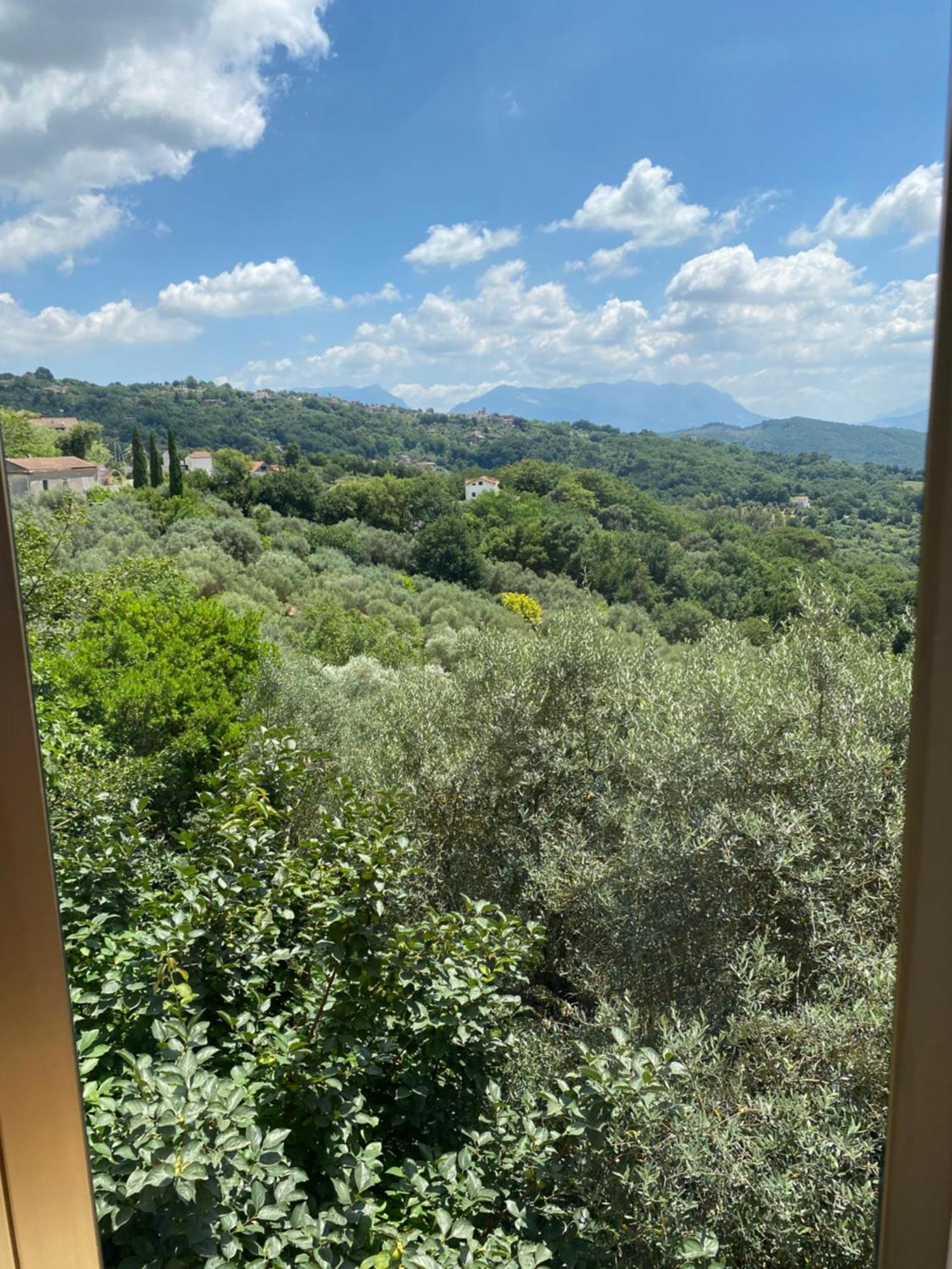 Apartamento Sotto La Torre Caiazzo Exterior foto