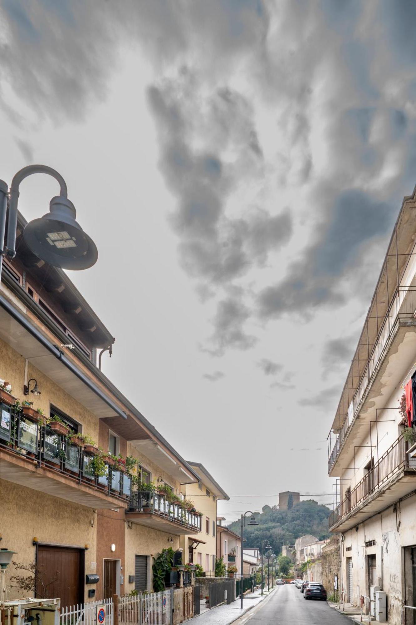 Apartamento Sotto La Torre Caiazzo Exterior foto
